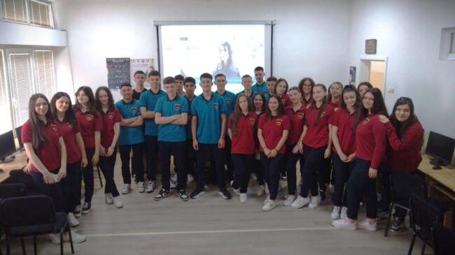 Digital Perspectives for Youth at HP Hub in Kosovo