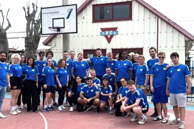 Versatile Action in Youth Work 7